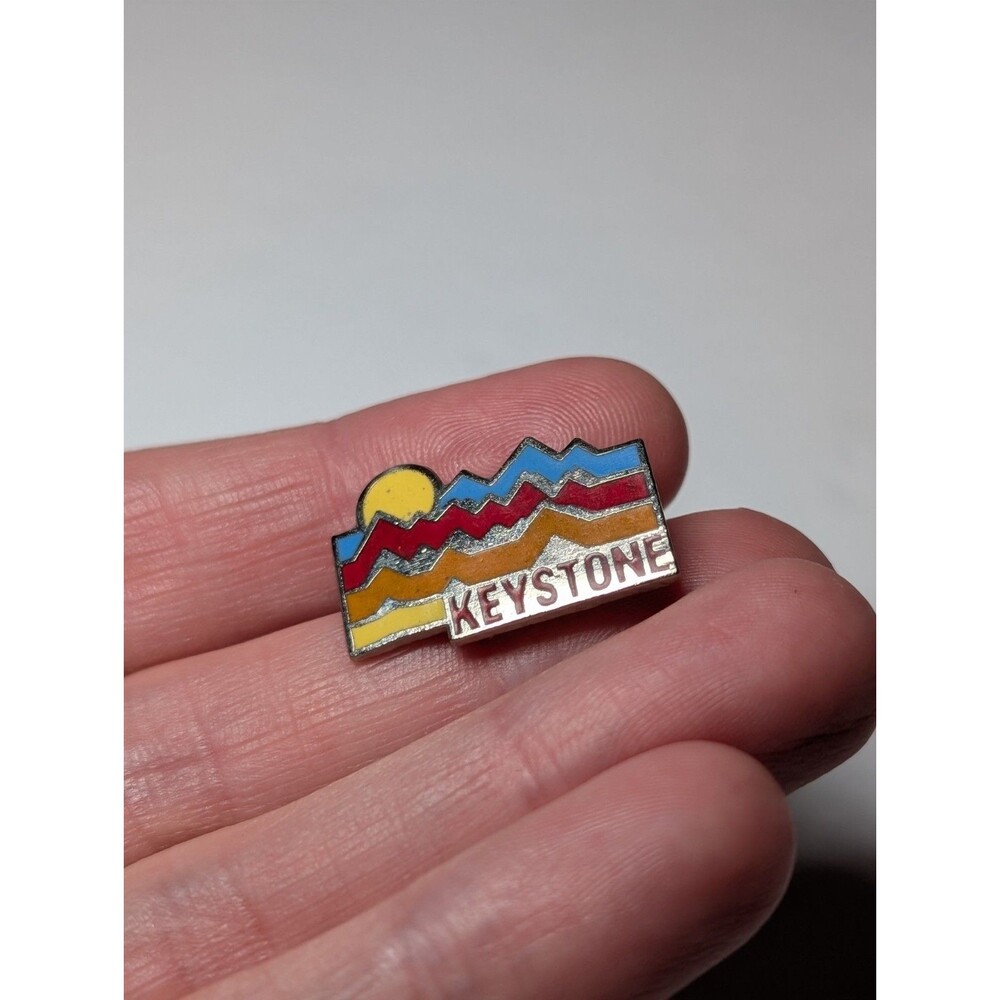 Vintage Keystone Ski Resort Pin